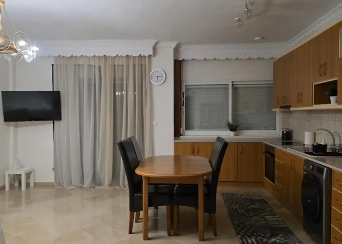 Searea House